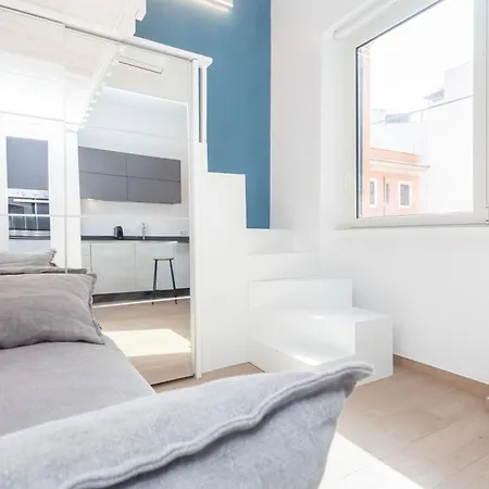 Rhome Vatican Chic רומא