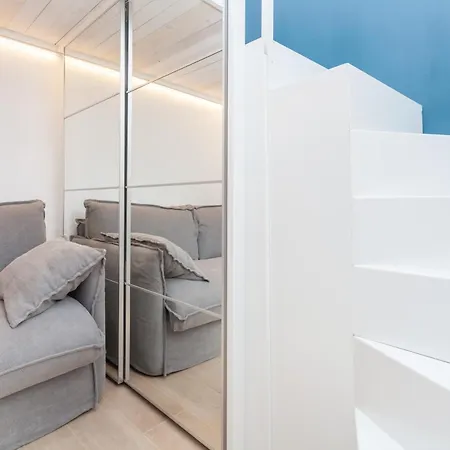 Rhome Vatican Chic רומא